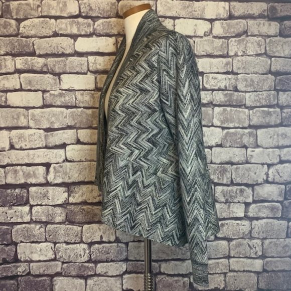 Apt. 9 No Close Cardigan Size Medium - Picture 4 of 10